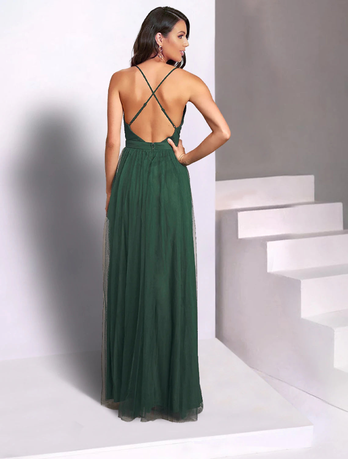 Wholesale  A-Line Wedding Guest Dresses Open Back Dress Party Wear Wedding Party Floor Length Sleeveless Spaghetti Strap Bridesmaid Dress Tulle with Pleats