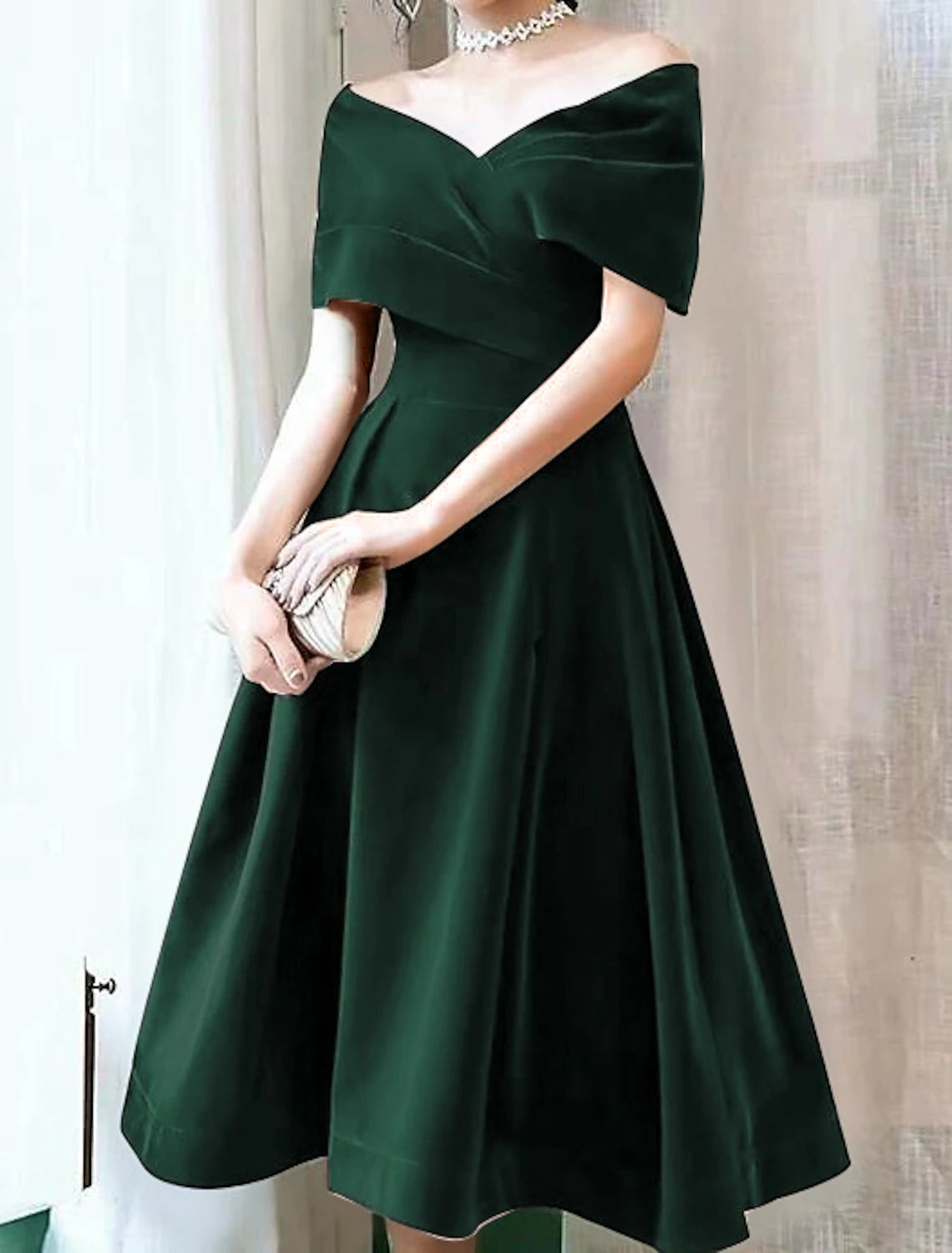 Wholesale A-Line Cocktail Black Dress 1950s Dress Christmas Red Green Dress Fall Wedding Guest Dress Knee Length Short Sleeve Off Shoulder Velvet with Pleats Pure Color