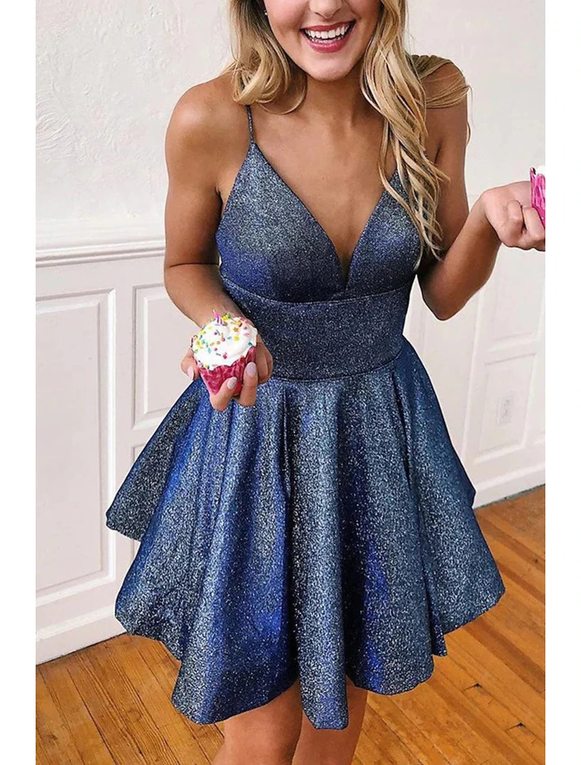 Wholesale A-Line Cocktail Dresses Party Dress Homecoming Graduation Short / Mini Sleeveless V Neck Satin Backless with Pleats