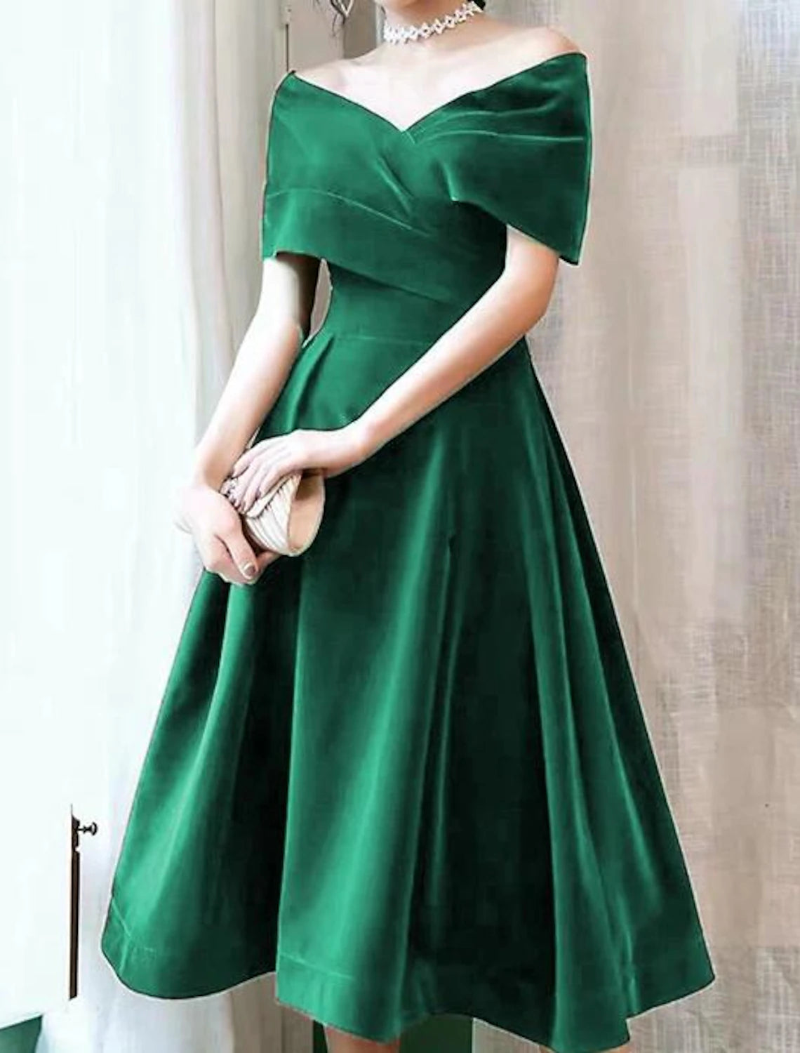 Wholesale A-Line Cocktail Black Dress 1950s Dress Christmas Red Green Dress Fall Wedding Guest Dress Knee Length Short Sleeve Off Shoulder Velvet with Pleats Pure Color