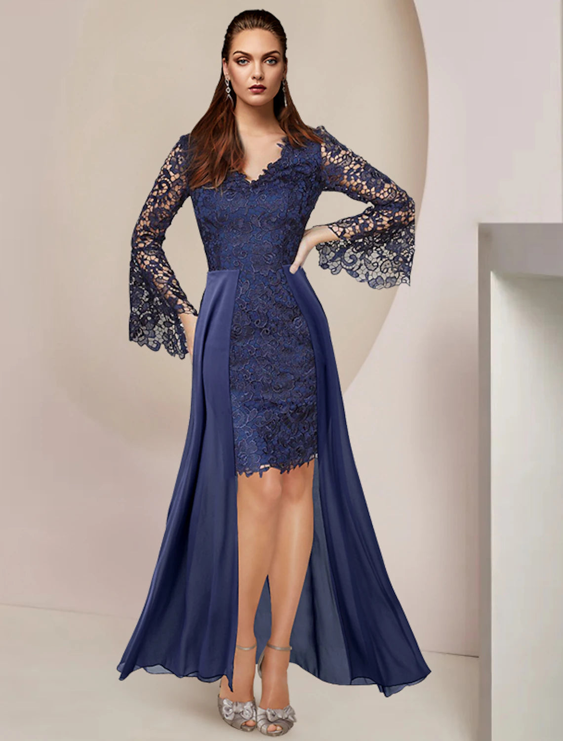 Wholesale  Two Piece Sheath / Column Mother of the Bride Dress Formal Wedding Guest Elegant V Neck Knee Length Chiffon Lace Long Sleeve with Appliques