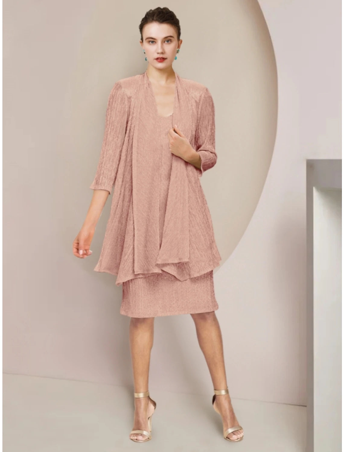 Wholesale  Two Piece Mother of the Bride Dress Simple Petite Scoop Neck Knee Length Lace 3/4 Length Sleeve with Pleats Solid