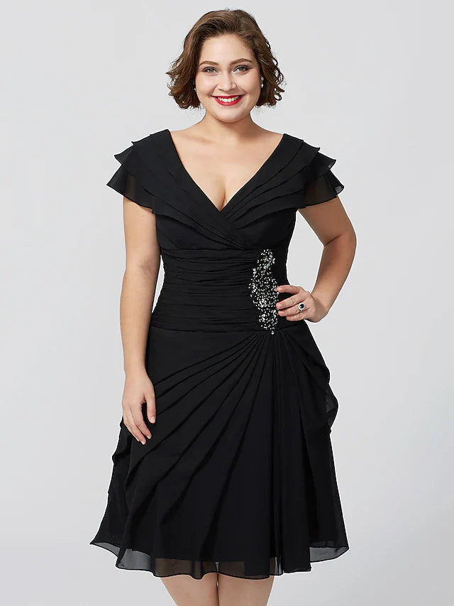 Wholesale A-Line Mother of the Bride Dress Plus Size Elegant Sexy V Neck Knee Length Chiffon Short Sleeve No with Beading Tiered
