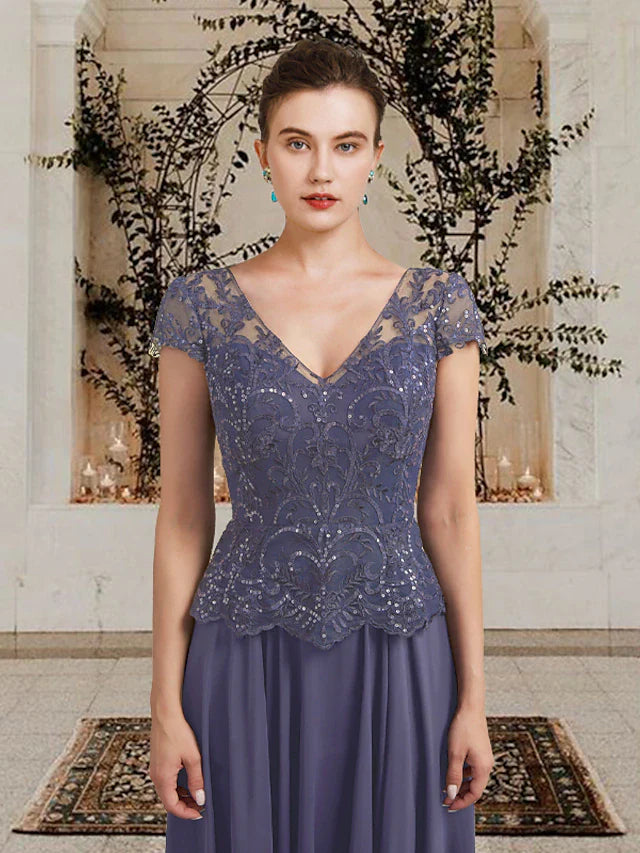 Wholesale A-Line Mother of the Bride Dress Plus Size Elegant V Neck Floor Length Chiffon Lace Sequined Short Sleeve with Pleats Appliques