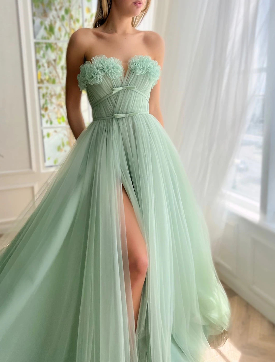 Wholesale A-Line Evening Gown Floral Dress Formal Wedding Guest Court Train Sleeveless Strapless Tulle with Bow(s) Slit