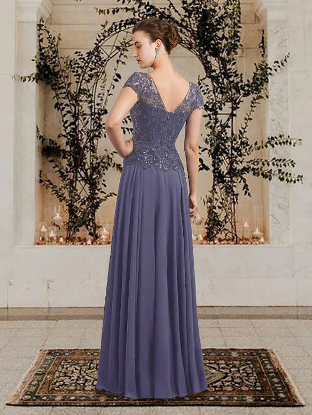 Wholesale A-Line Mother of the Bride Dress Plus Size Elegant V Neck Floor Length Chiffon Lace Sequined Short Sleeve with Pleats Appliques