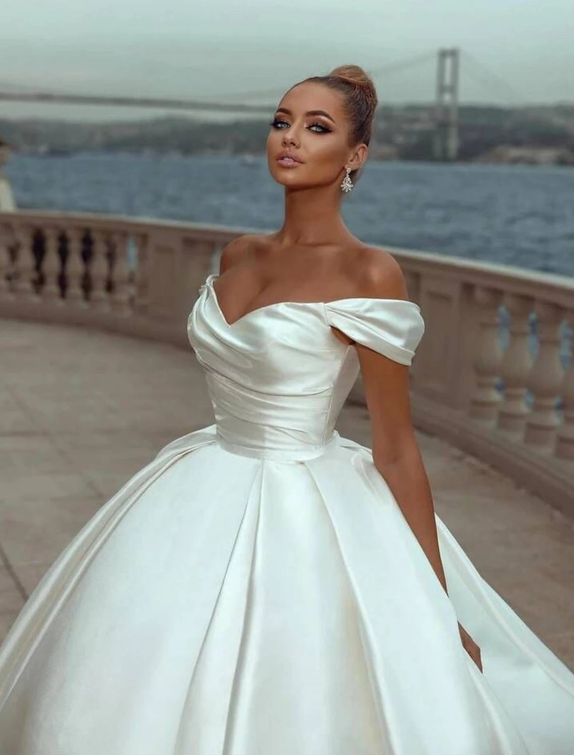 Wholesale Engagement Formal Wedding Dresses Ball Gown Off Shoulder Cap Sleeve Court Train Satin Bridal Gowns With Ruched Solid Color