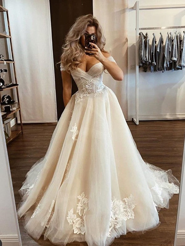 Wholesale A-Line/Princess Tulle Off-the-Shoulder Applique Sleeveless Sweep/Brush Train Wedding Dresses