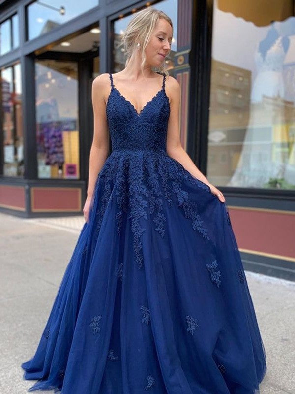 Wholesale A-Line/Princess Tulle Applique V-neck Sleeveless Sweep/Brush Train Dresses