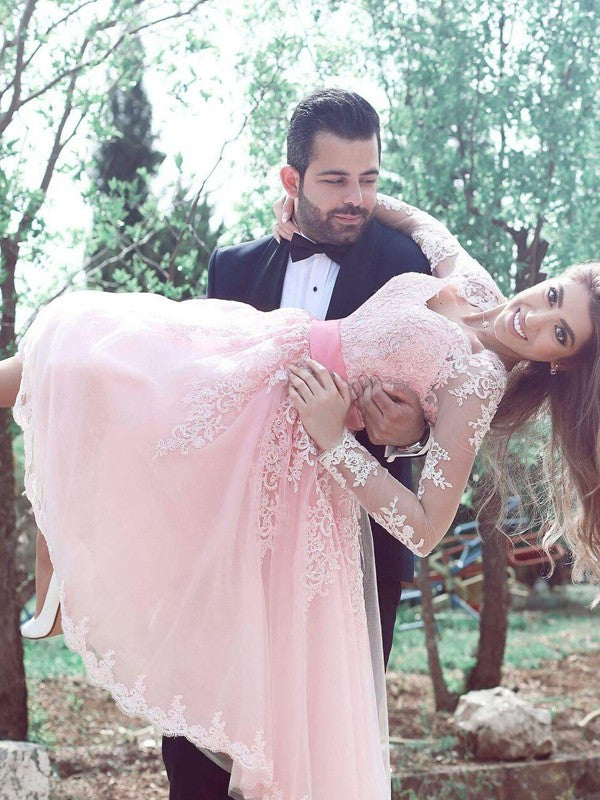 Wholesale A-Line/Princess Sleeveless Sweetheart Lace Tulle Cathedral Train Dresses