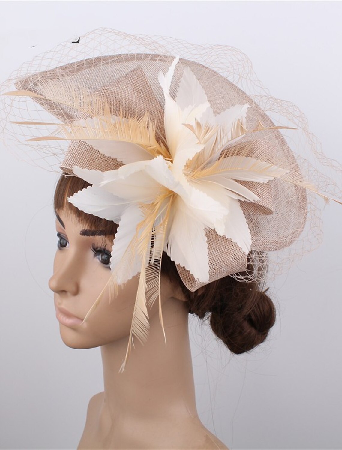 Wholesale Fascinators Hats Headpiece Sinamay Formal Kentucky Derby Horse Race Ladies Day Church Elegant Lady British With Feather Tulle Headpiece Headwear