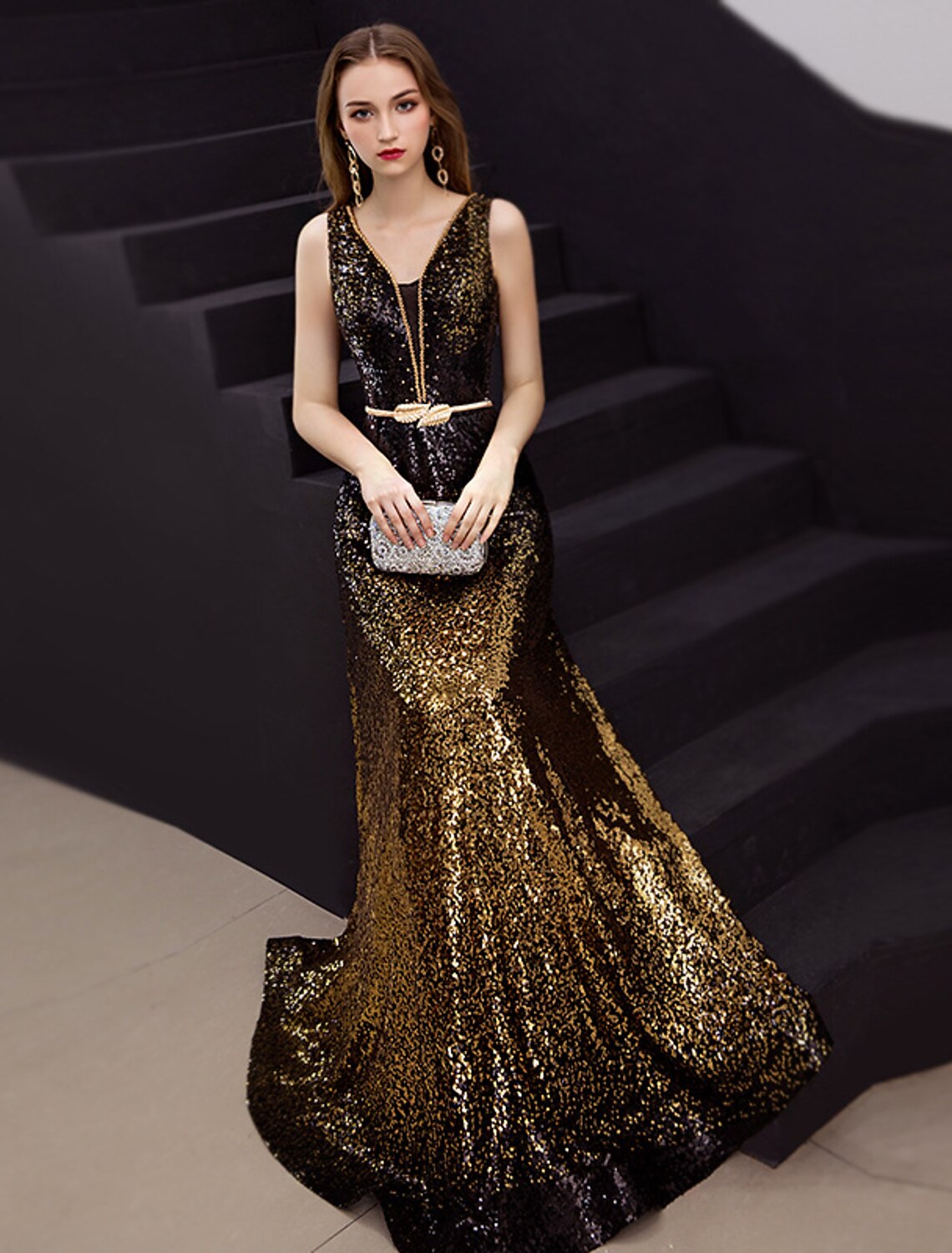 Wholesale  A-Line Minimalist Elegant Party Wear Formal Evening Dress V Neck Sleeveless Floor Length Satin with Sequin