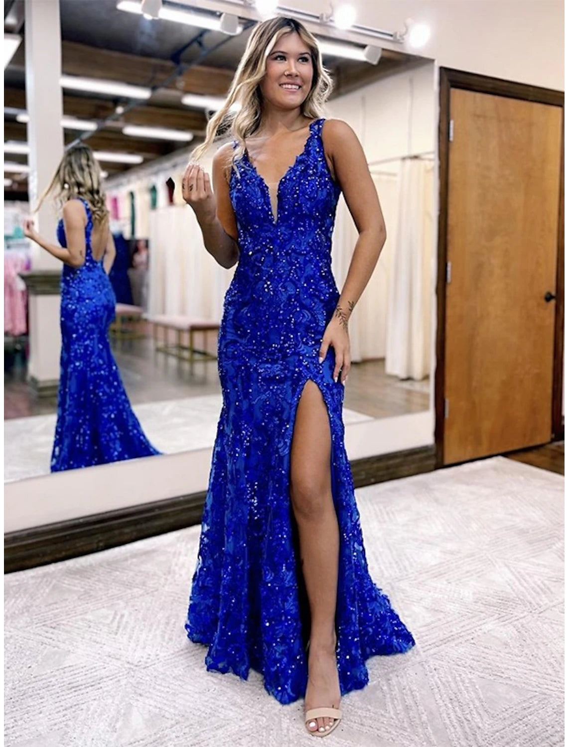 Wholesale  Mermaid / Trumpet Prom Dresses Sparkle & Shine Dress Formal Wedding Party Sweep / Brush Train Sleeveless V Neck Sequined Backless with Sequin