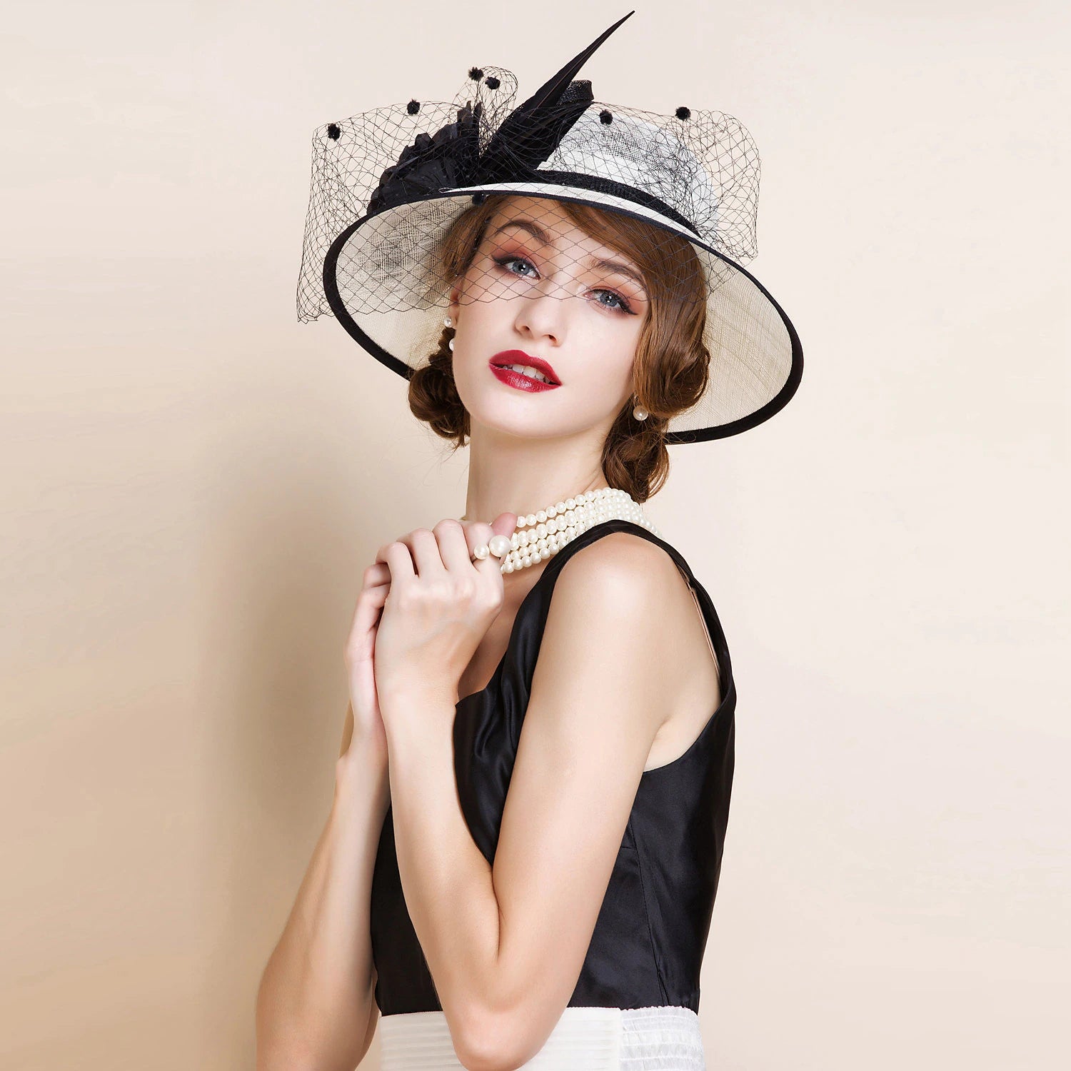 Wholesale Artistic / Retro Elegant Sinamay / Abaca Fascinators / Hats with Feather / Flower / Tulle 1PC Fall Wedding / Party / Evening / Melbourne Cup Headpiece