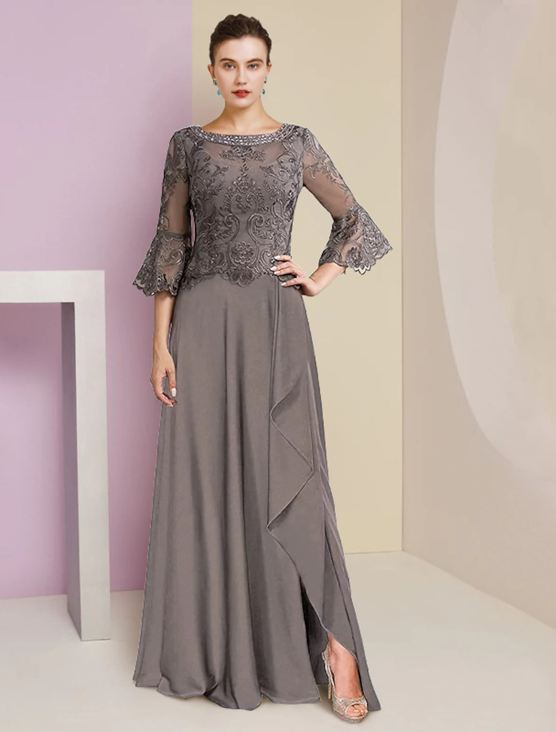 Wholesale  A-Line Mother of the Bride Dress Formal Elegant V Neck Sweep / Brush Train Lace Stretch Chiffon 3/4 Length Sleeve with Beading Appliques