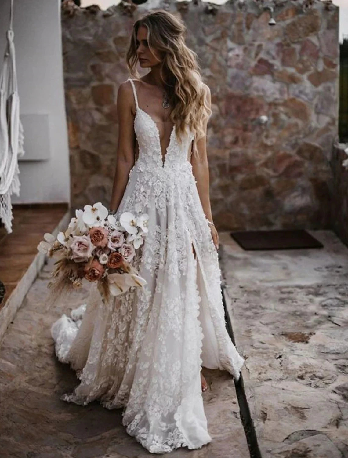Wholesale  Beach Sexy Boho Wedding Dresses A-Line Sweetheart Camisole Spaghetti Strap Court Train Lace Outdoor Bridal Gowns With Appliques Split Front 2023 Summer Wedding Party, Women‘s Clothing