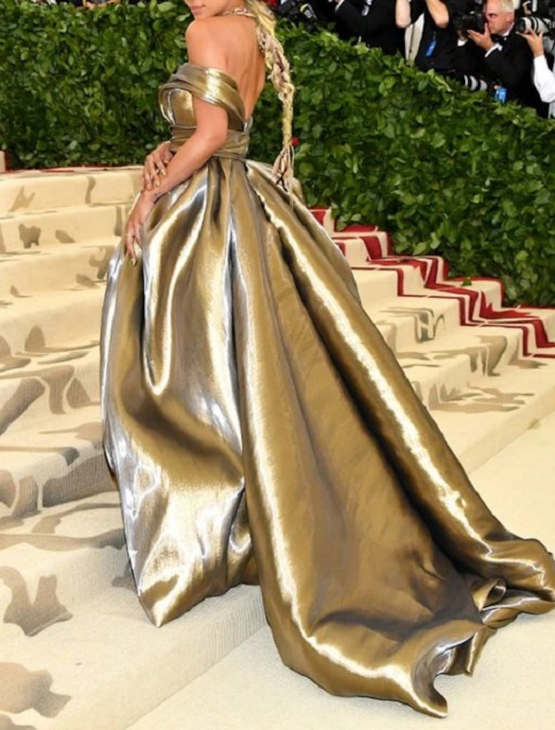 Wholesale A-Line Evening Gown Celebrity Style Dress Carnival Christmas Red Green Dress Floor Length Sleeveless Off Shoulder Satin with Ruched