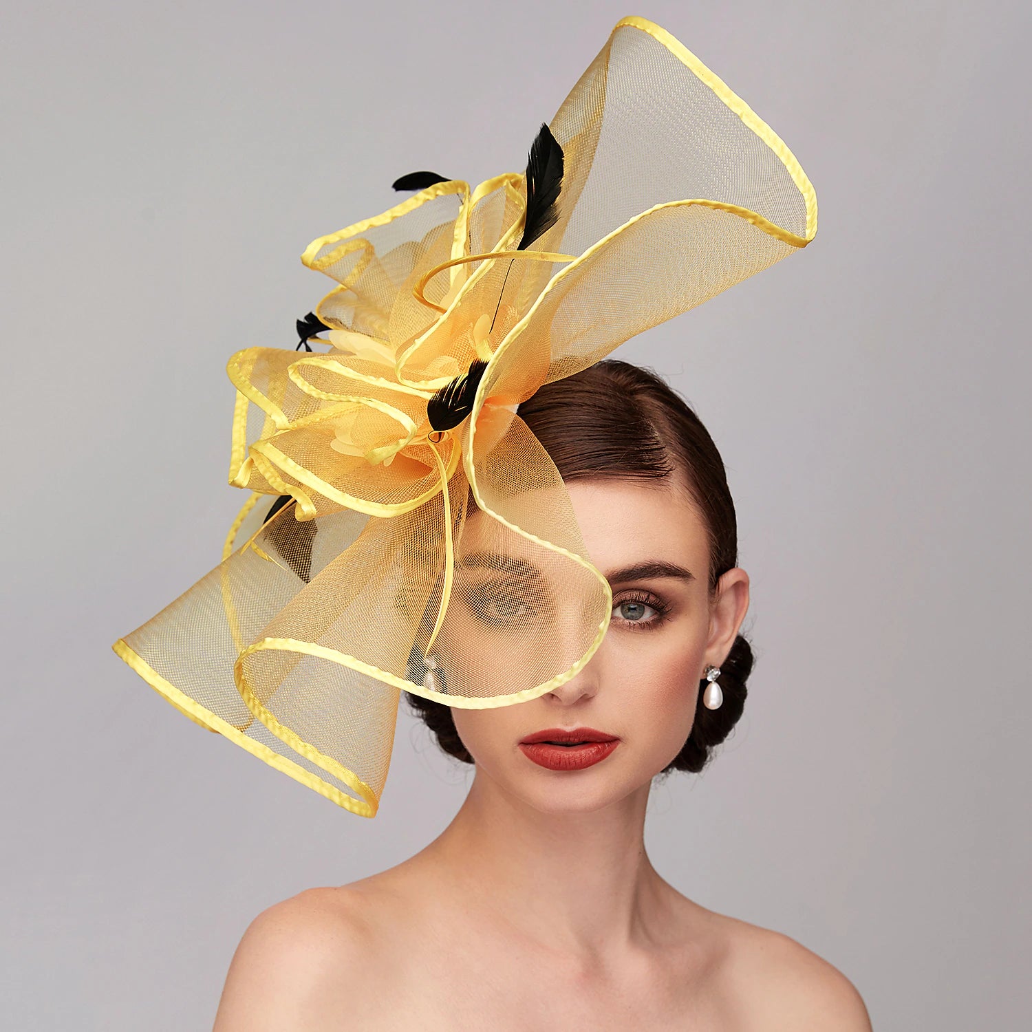 Wholesale Elegant & Luxurious Feather Linen Rayon Kentucky Derby Hat Fascinators Headpiece with Feather Floral Flower 1PC Melbourne Cup Wedding Horse Race Ladies Day Headpiece
