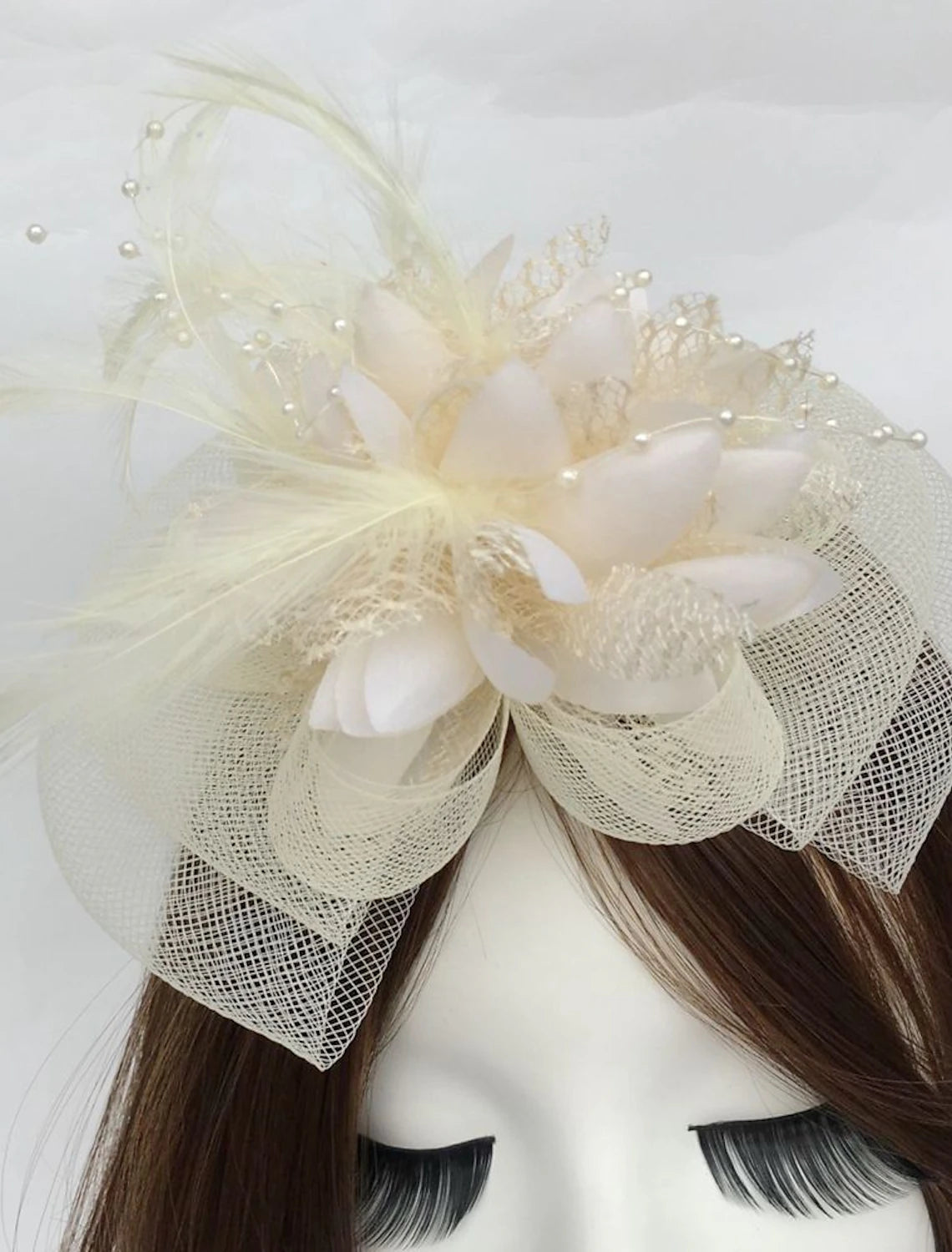Wholesale Feather / Net Fascinators Kentucky Derby Hat / Flowers with 1 Piece Wedding / Party / Evening / Horse Race Headpiece