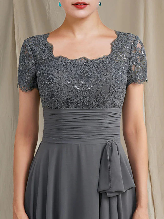 Wholesale A-Line Mother of the Bride Dress Plus Size Elegant Square Neck Floor Length Chiffon Lace Short Sleeve with Pleats Sequin Appliques