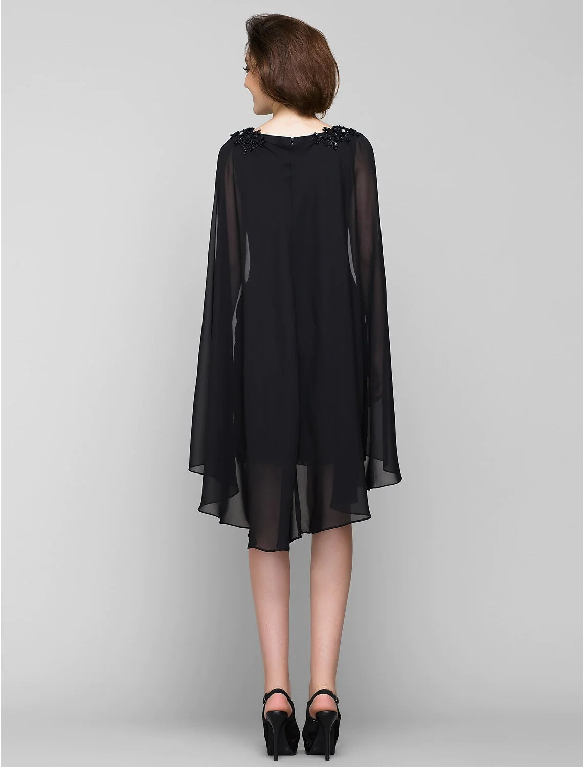 Wholesale Sheath / Column Mother of the Bride Dress Wrap Included Bateau Neck Knee Length Chiffon Sleeveless yes with Crystals