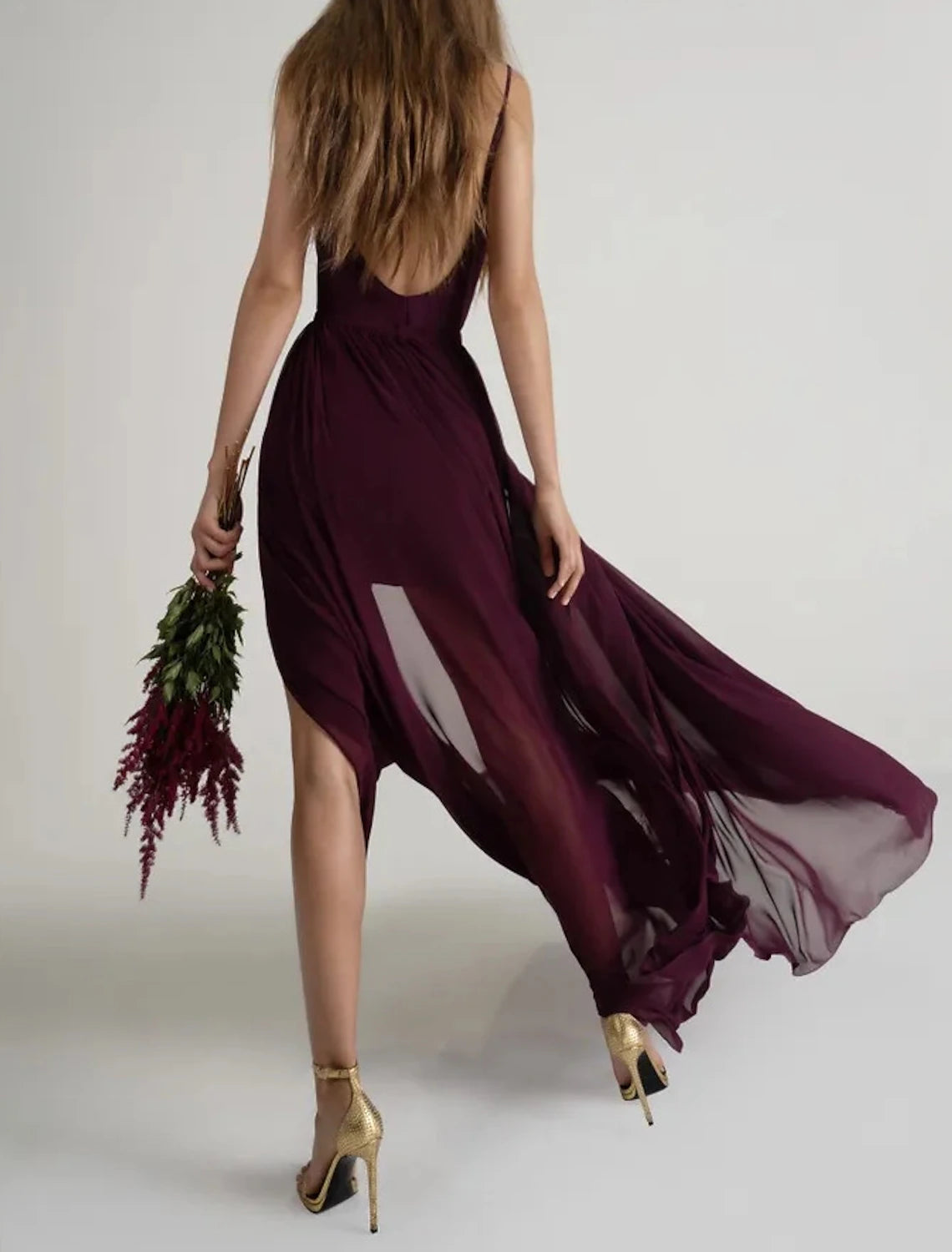 Wholesale Sheath / Column Bridesmaid Dress Halter Sleeveless Purple Short / Mini Chiffon with Solid Color