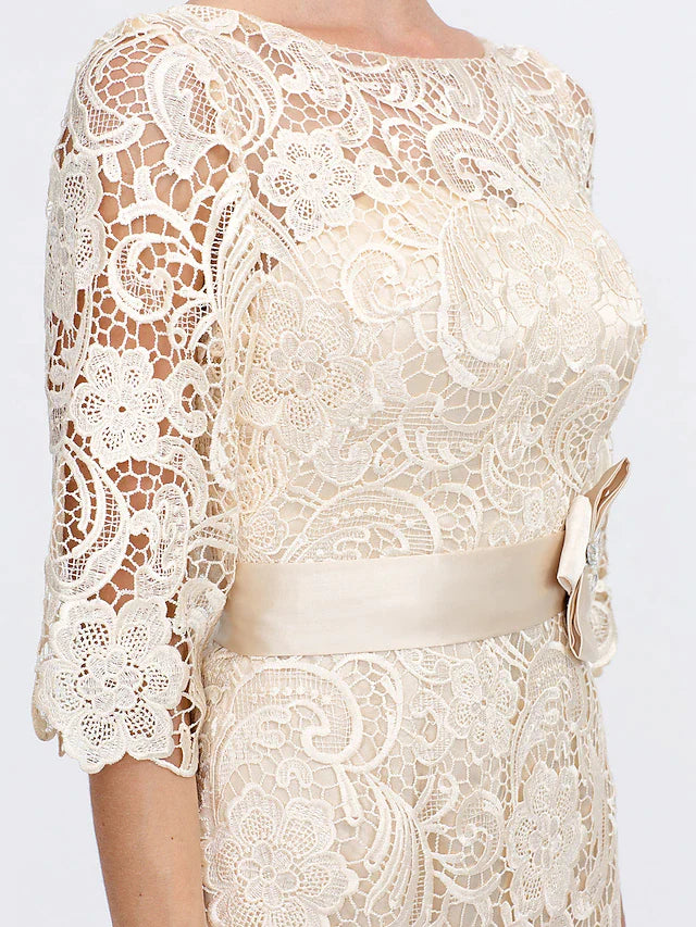 Wholesale Sheath / Column Mother of the Bride Dress Formal Wedding Guest Plus Size Elegant Illusion Neck Knee Length All Over Lace 3/4 Length Sleeve with Bow(s)