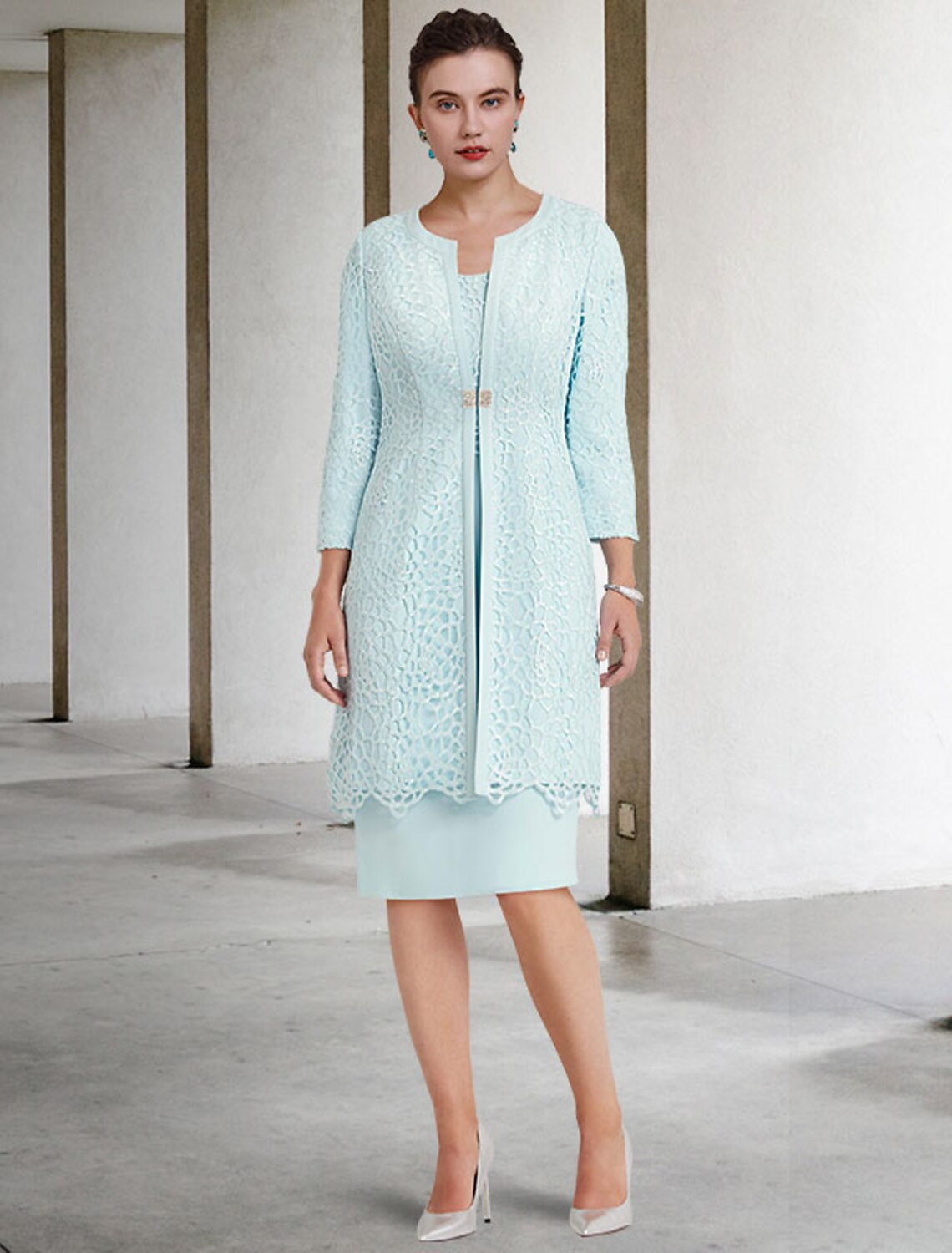 Wholesale  Two Piece Sheath / Column Mother of the Bride Dress Church Elegant Jewel Neck Knee Length Lace Stretch Chiffon Half Sleeve Jacket Dresses with Crystal Brooch