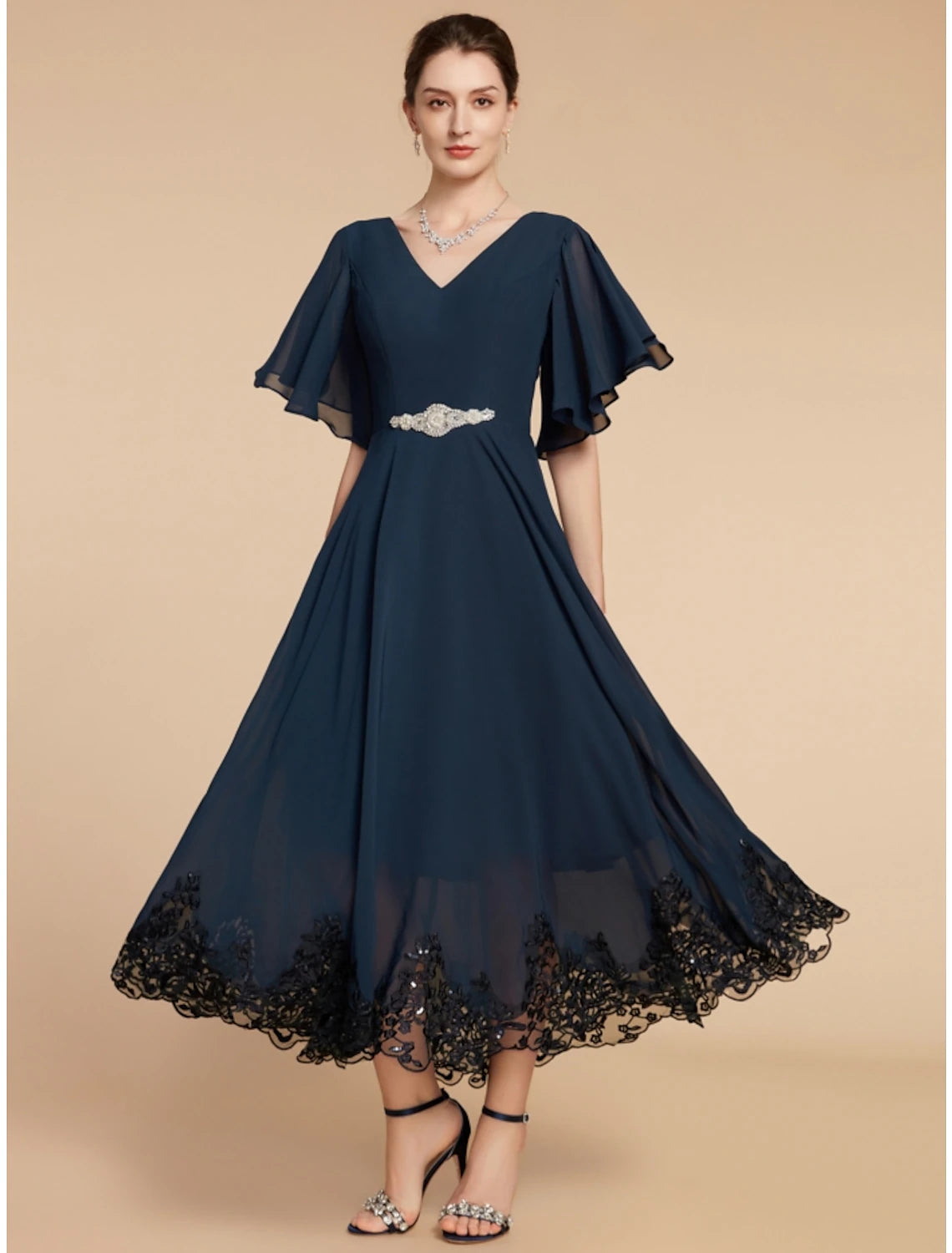 Wholesale A-Line Mother of the Bride Dress Wedding Guest Elegant Vintage V Neck Ankle Length Chiffon Lace Short Sleeve with Crystal Brooch Ruching Solid Color
