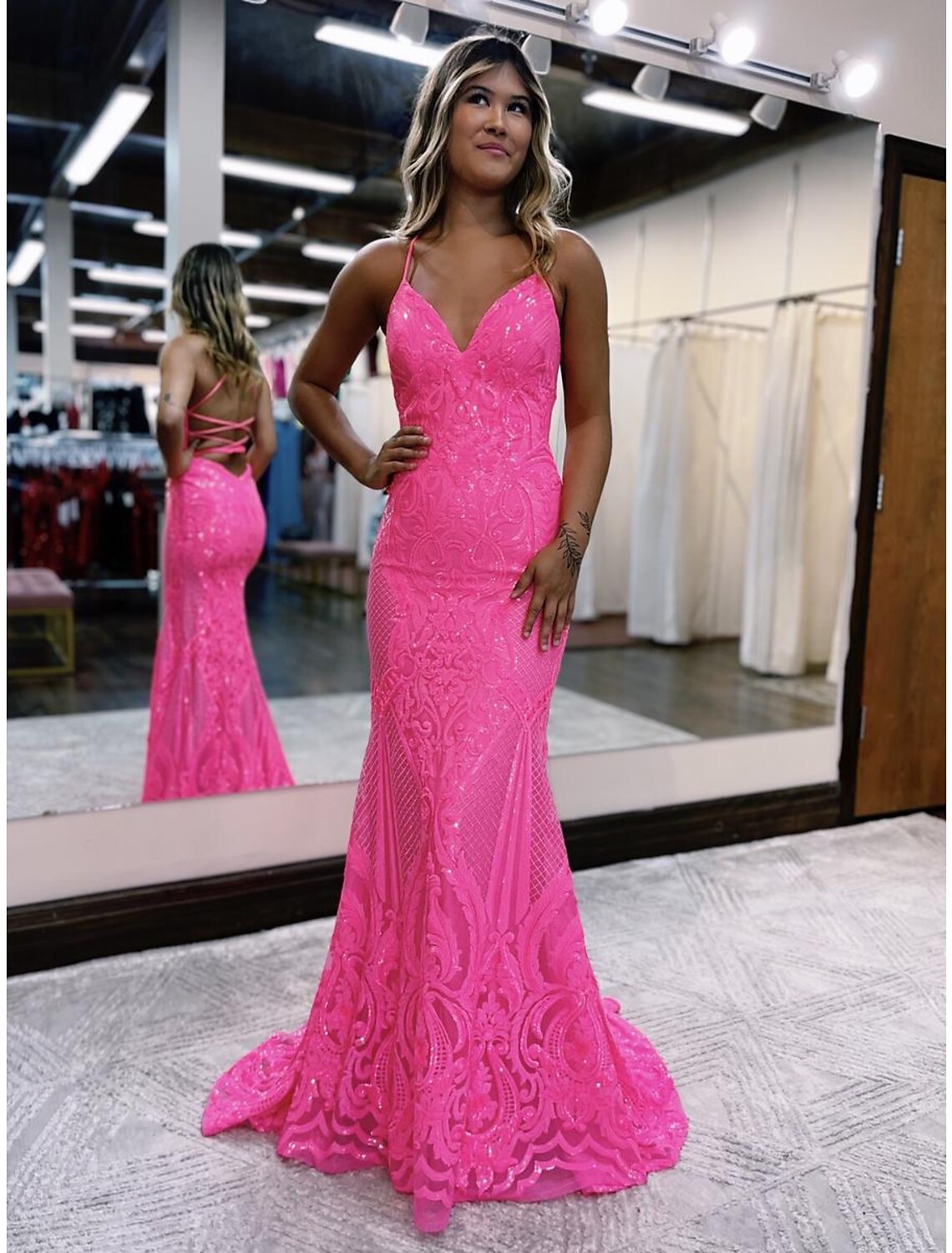 Wholesale  Mermaid / Trumpet Prom Dresses Sparkle & Shine Dress Formal Wedding Party Sweep / Brush Train Sleeveless V Neck Sequined Backless with Glitter Sequin