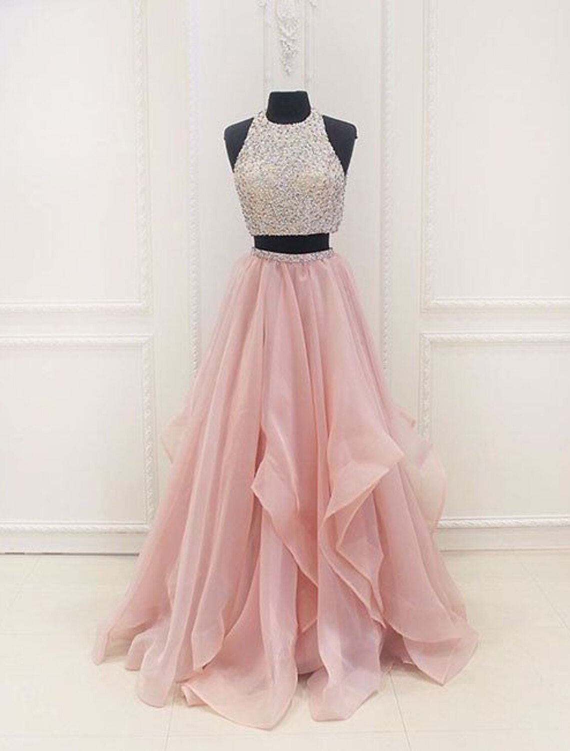 Wholesale  Two Piece Ball Gown Prom Dresses Sparkle & Shine Dress Party Wear Prom Floor Length Sleeveless Halter Neck Organza with Sequin