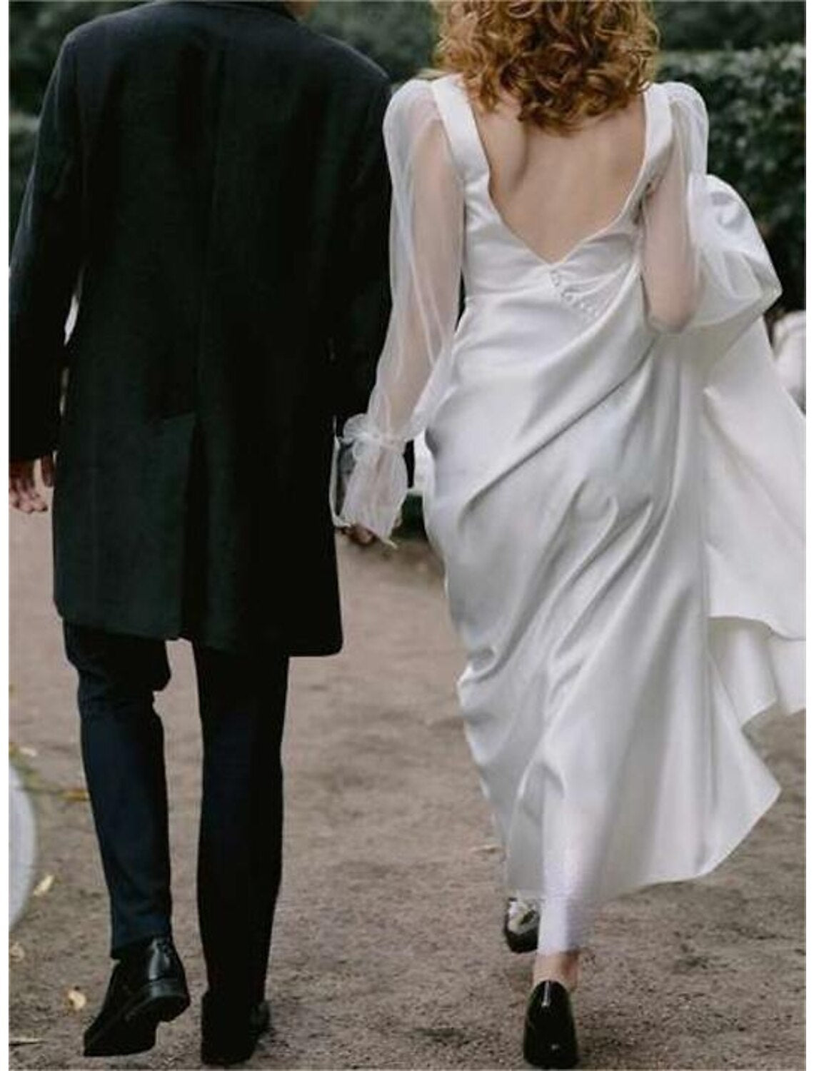 Wholesale Beach Little White Dresses Wedding Dresses A-Line Boat Neck Long Sleeve Floor Length Satin Bridal Gowns With Pleats Solid Color