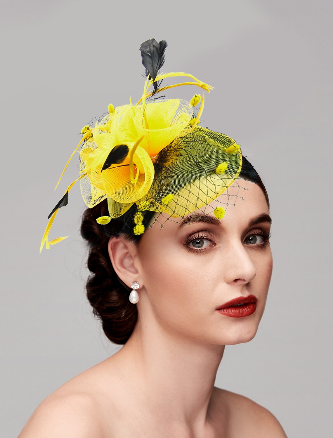 Wholesale Feather / Net Fascinators Kentucky Derby Hat / Birdcage Veils with 1 Piece Wedding / Party / Evening / Ladies Day Headpiece