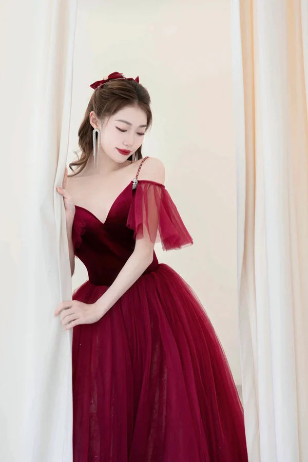 Wholesale Burgundy V-Neck Velvet and Tulle Long Prom Dress A-Line Spaghetti Strap Formal Evening Dress