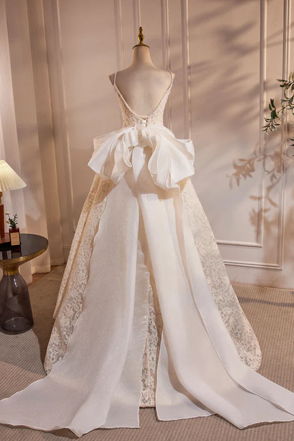 Wholesale Light Champagne V-Neck Lace Long Prom Dress A-Line Spaghetti Straps Backless Party Dress with Bow