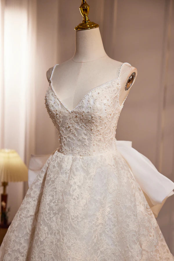 Wholesale Light Champagne V-Neck Lace Long Prom Dress A-Line Spaghetti Straps Backless Party Dress with Bow