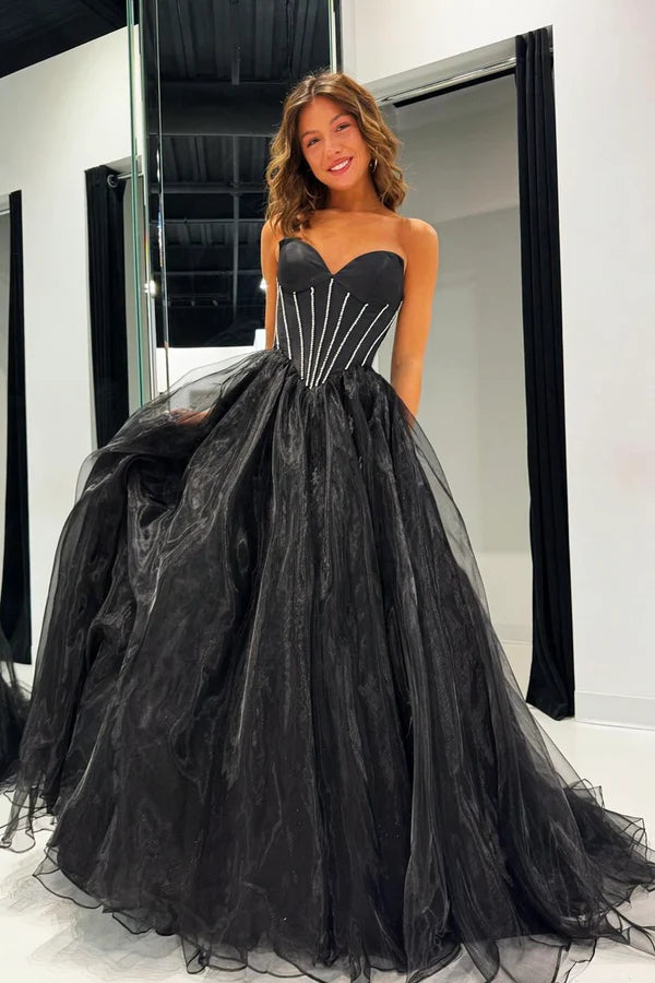 Wholesale A Line Black Tulle Long Prom Dress Beautiful Strapless Formal Evening Dress