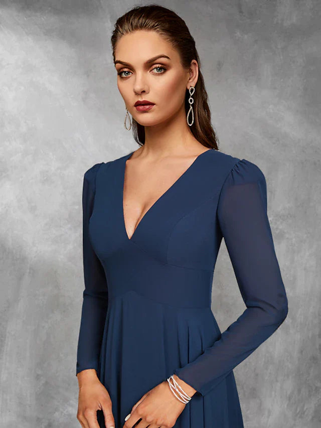 Wholesale A-Line Mother of the Bride Dress Vintage Elegant V Neck Floor Length Chiffon Long Sleeve with Ruffles Ruching