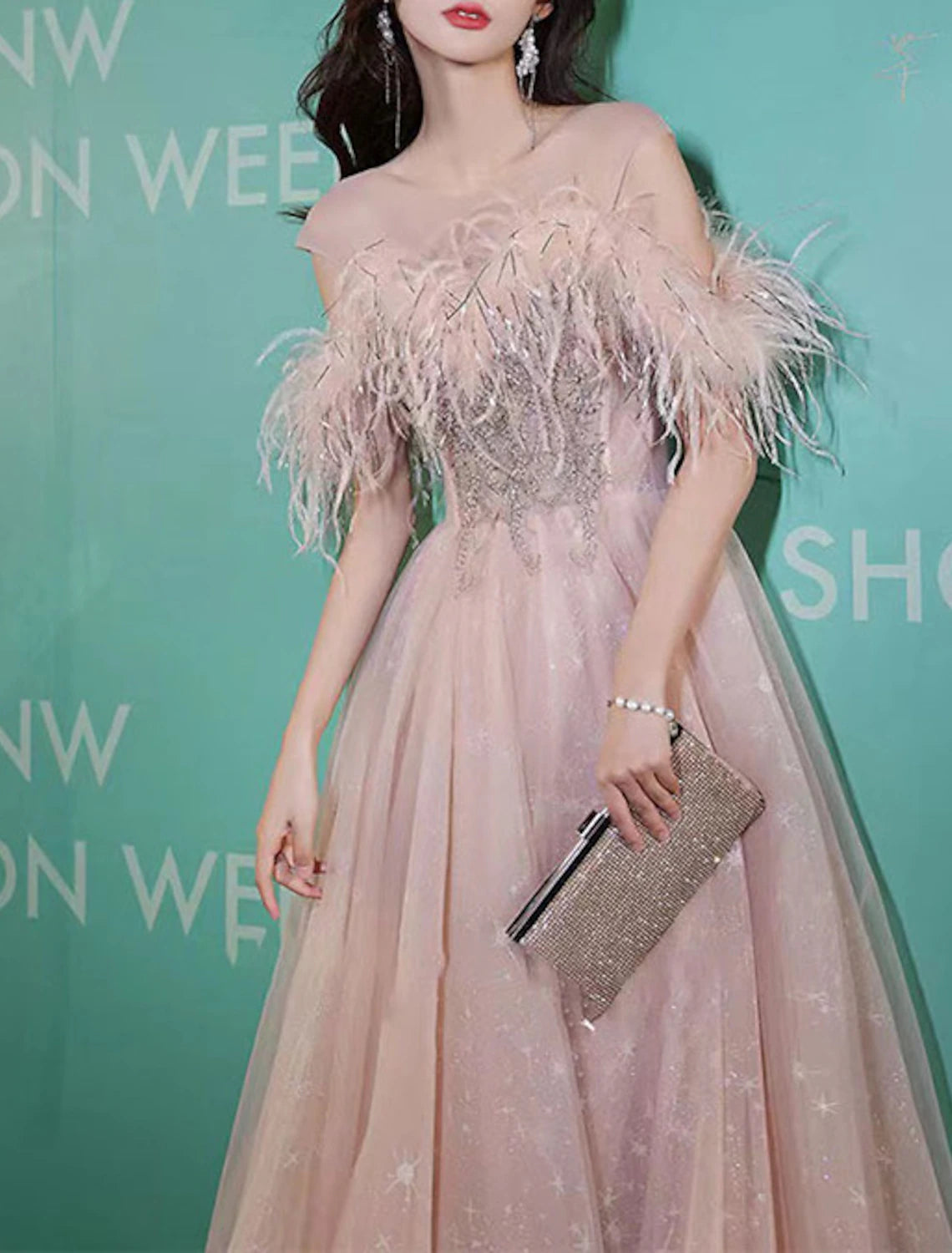 Wholesale A-Line Party Dresses Glittering Dress Prom Wedding Party Floor Length Sleeveless Jewel Neck Tulle with Feather Glitter