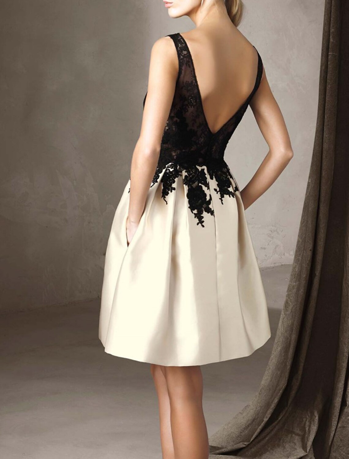 Wholesale A-Line Cocktail Dresses Kentucky Derby Color Block Dress Party Wear Knee Length Sleeveless Jewel Neck Satin with Pleats Embroidery