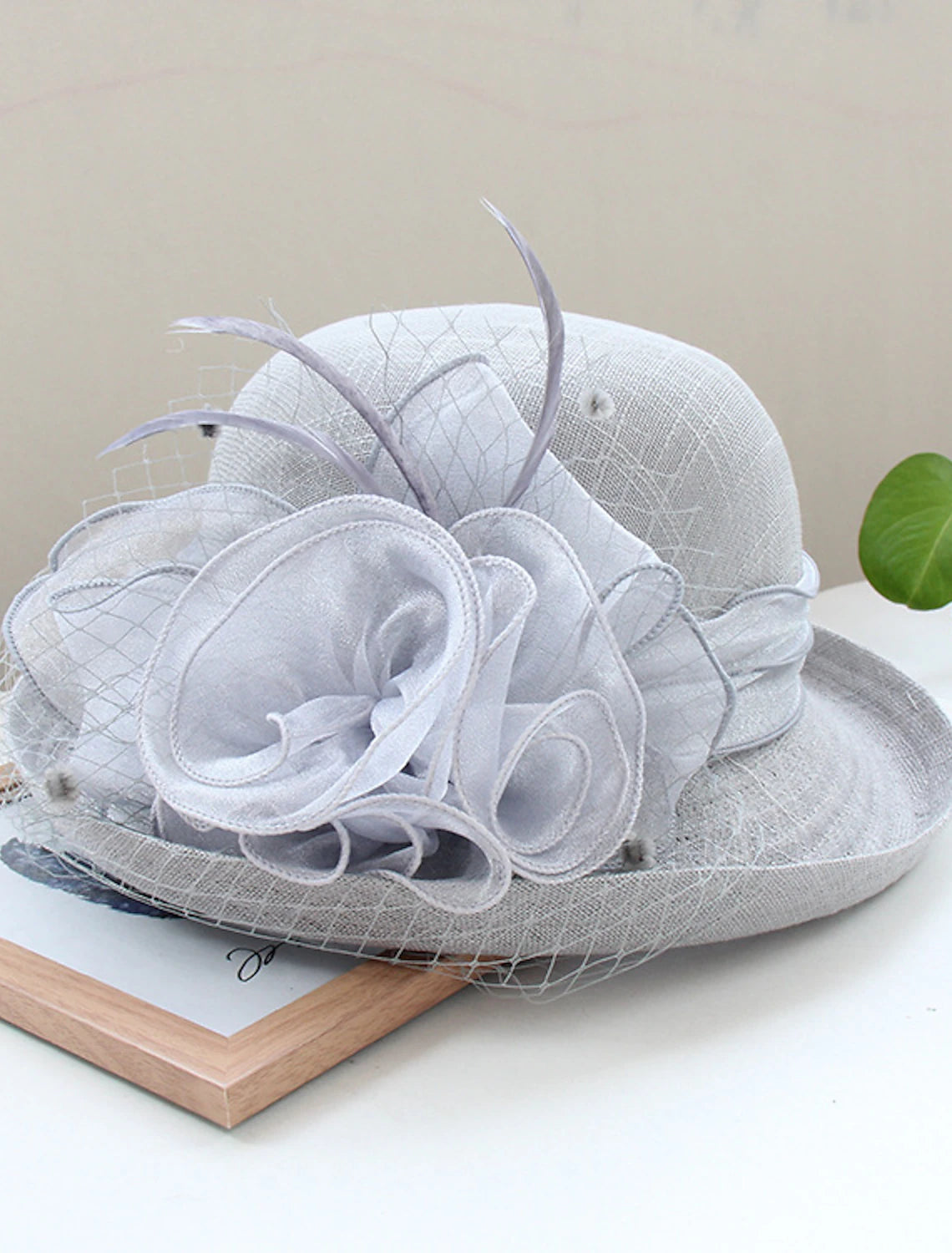 Wholesale Hats Headwear Polyester Organza Bucket Hat Straw Hat Sun Hat Casual Holiday Luxury Elegant With Feather Floral Headpiece Headwear