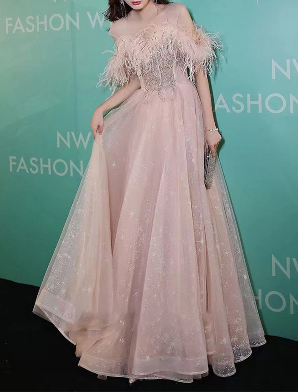 Wholesale A-Line Party Dresses Glittering Dress Prom Wedding Party Floor Length Sleeveless Jewel Neck Tulle with Feather Glitter