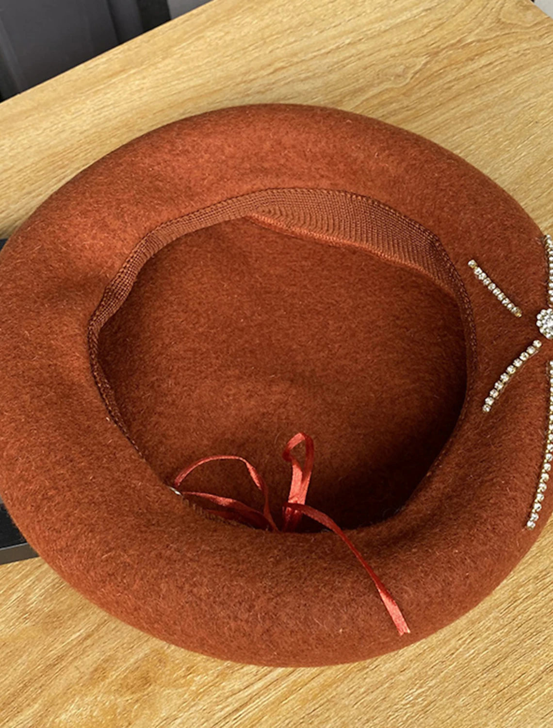 Wholesale Hats Poly / Cotton Blend Beret Hat Casual Holiday Retro Sweet With Pure Color Trim Headpiece Headwear