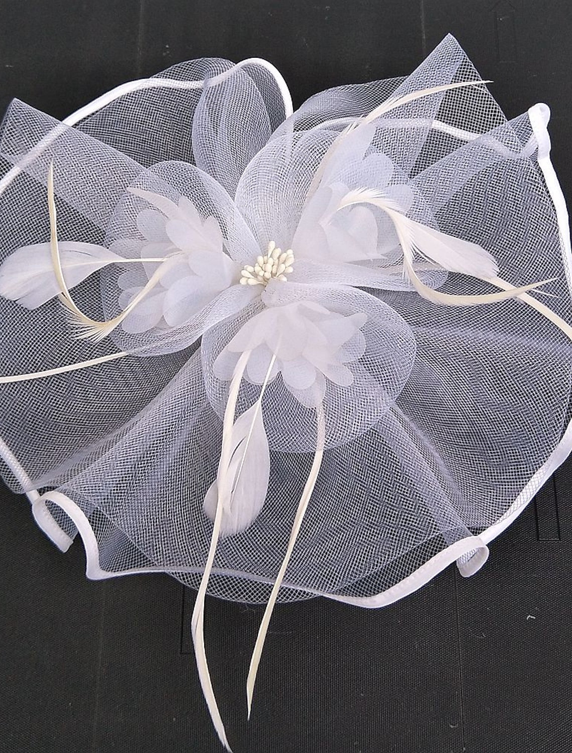 Wholesale Tulle / Feather / Net Kentucky Derby Hat / Fascinators / Hats with 1 Piece Wedding / Special Occasion / Tea Party Headpiece