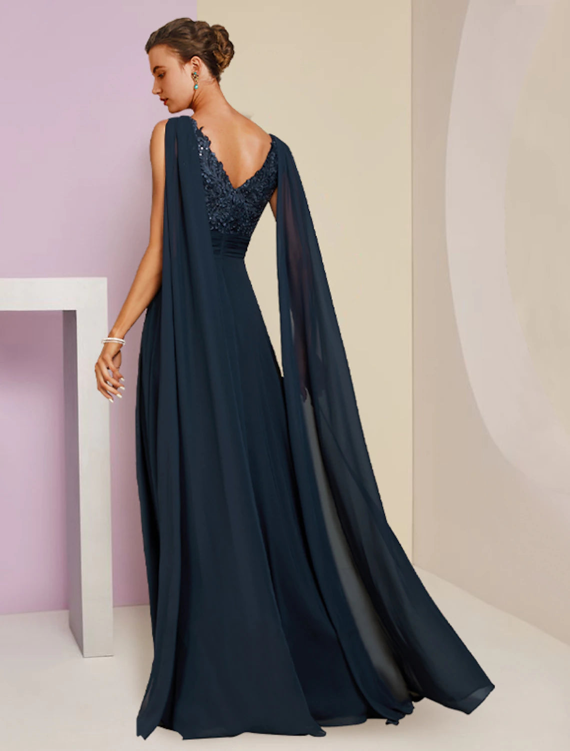 Wholesale  Sheath / Column Mother of the Bride Dress Formal Party Elegant V Neck Floor Length Chiffon Lace Sleeveless with Pleats Sequin