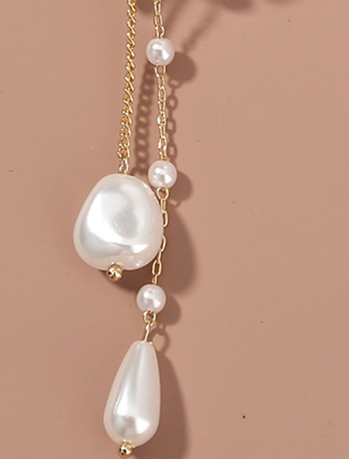 Wholesale Women's White Fine Jewelry Tassel Fringe Flower Shape Cute Stylish Earrings Jewelry White For Wedding Party 1 Pair