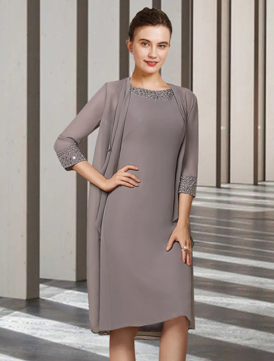 Wholesale Two Piece Sheath / Column Mother of the Bride Dress Elegant Jewel Neck Knee Length Chiffon Sleeveless with Beading