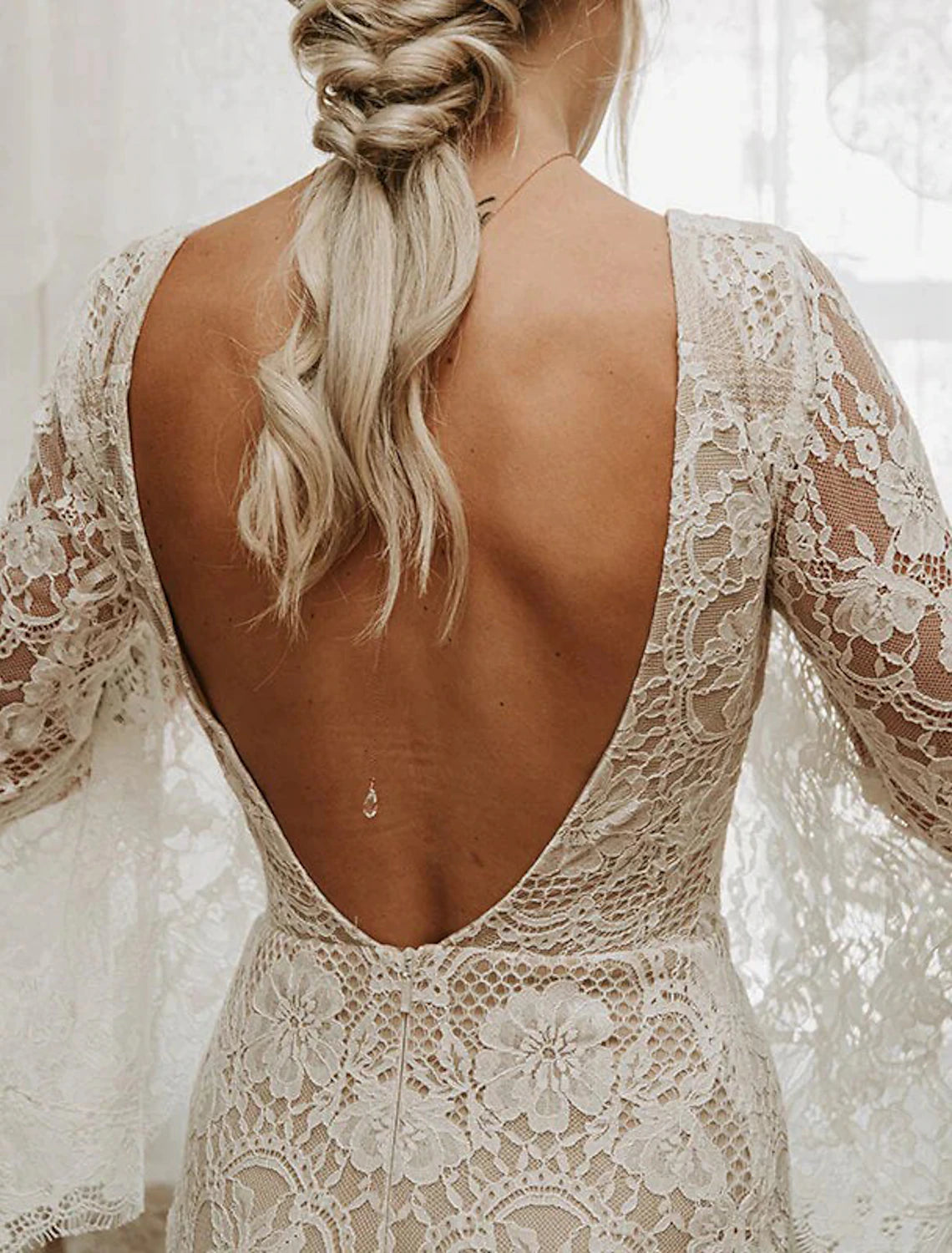 Wholesale  Beach Boho Wedding Dresses Mermaid / Trumpet V Neck Long Sleeve Court Train Lace Bridal Gowns With Appliques Solid