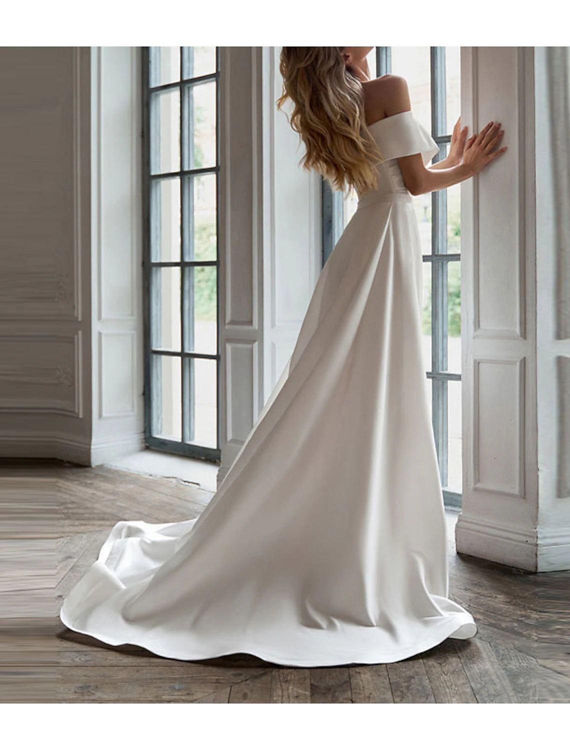 Wholesale Bridal Shower Simple Wedding Dresses Glitter & Sparkle Wedding Dresses Ball Gown Off Shoulder Sleeveless Tea Length Lace Bridal Gowns With Appliques Solid Color