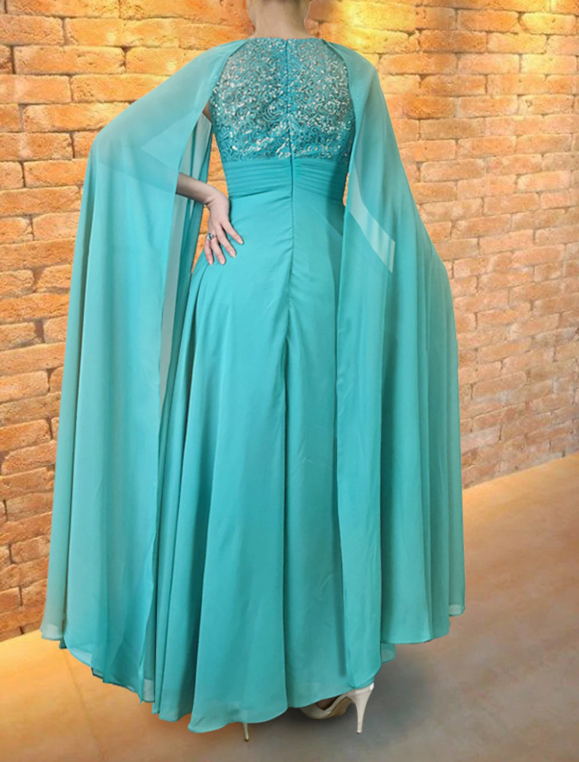 Wholesale A-Line Evening Gown Elegant Dress Wedding Guest Wedding Party Floor Length Short Sleeve Jewel Neck Capes Chiffon with Appliques Shawl